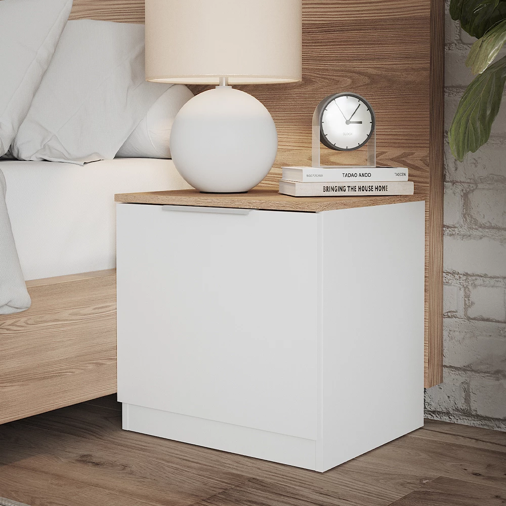 Nahaufnahme von Nachttisch in Weiß/Sonoma, zeigt Textur/Details