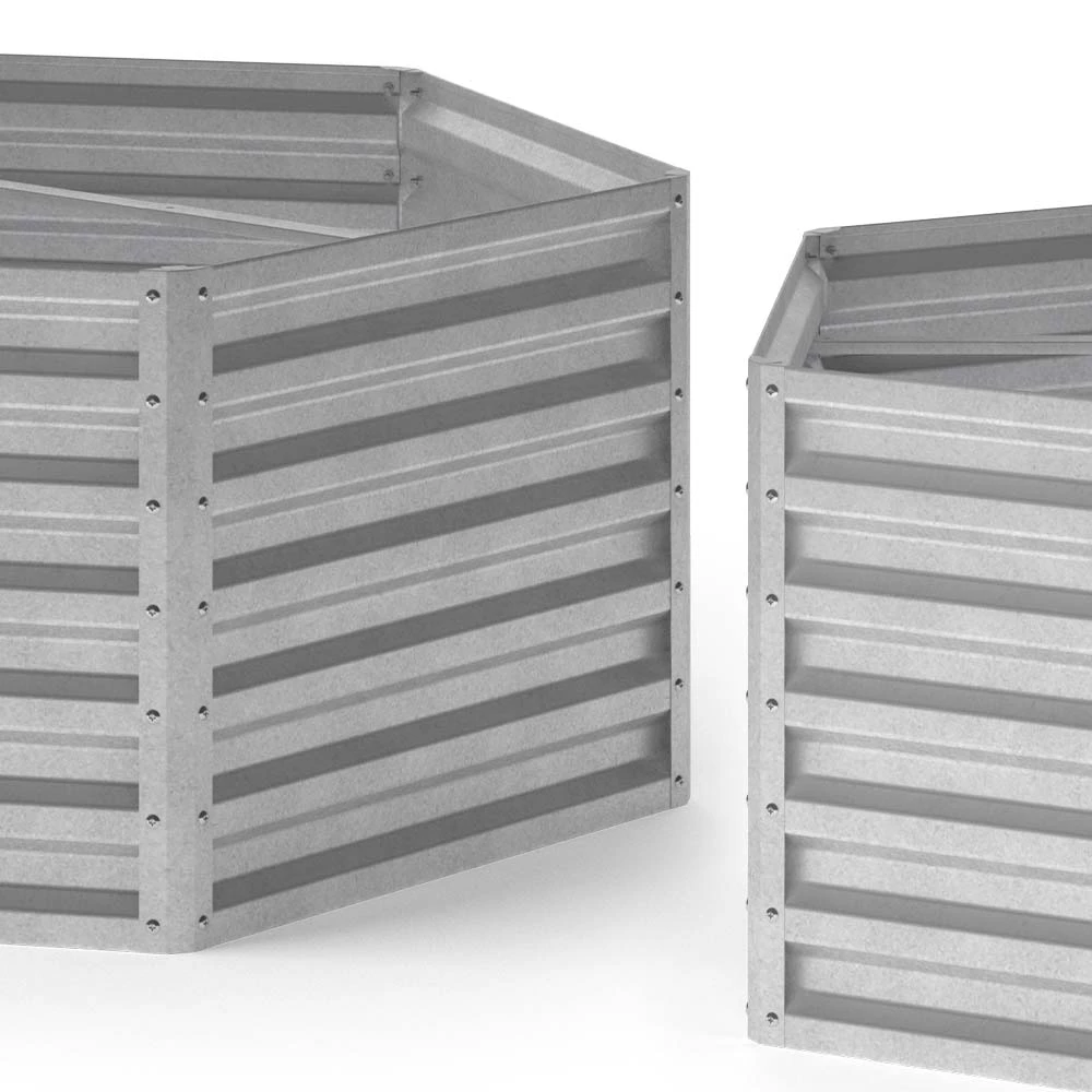 Nahaufnahme von Hochbeet in Silber, zeigt Design- und Oberflächendetails