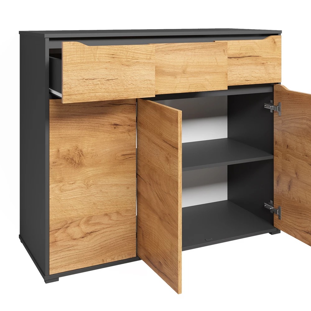 Nahaufnahme von Kommode in Goldkraft Eiche, zeigt Design- und Oberflächendetails