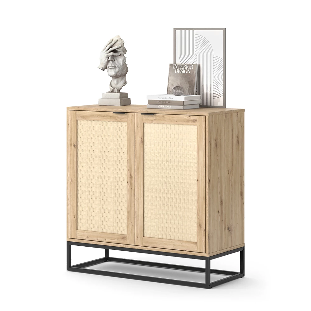 Kommode in Braun auf weißem Hintergrund mit dekorativen Elementen