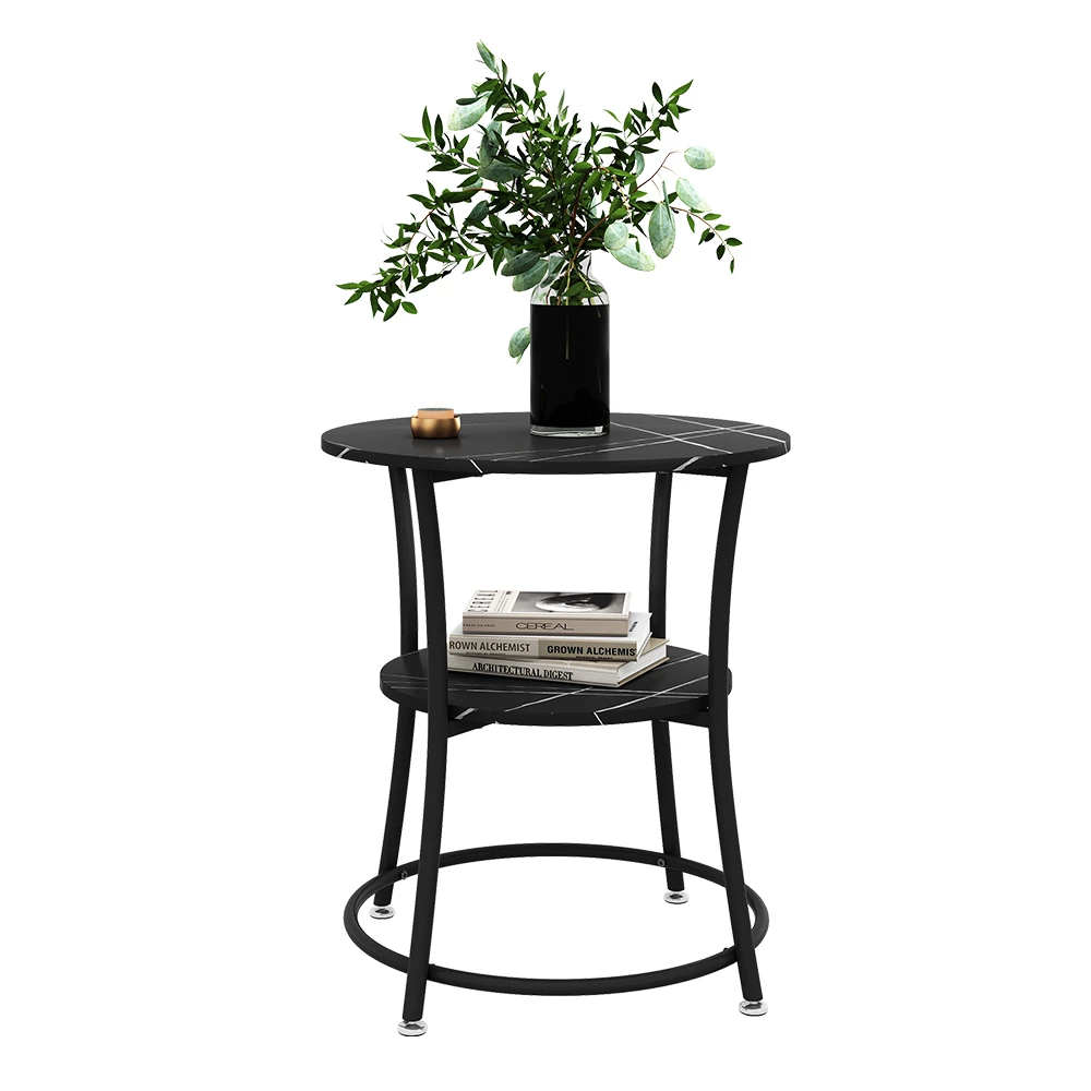 Salontafel in Marmer op een witte achtergrond met decoratieve elementen