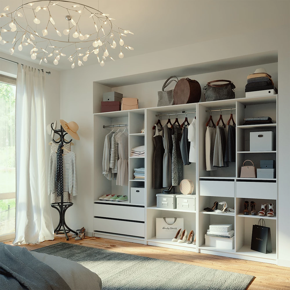 Garderobe i farven Hvid, vist i et miljø med dekoration