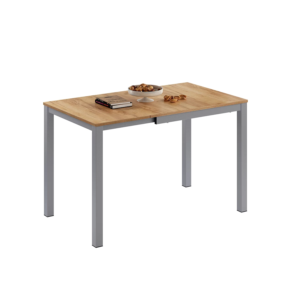 Esstisch in Eiche/Grau auf weißem Hintergrund mit dekorativen Elementen