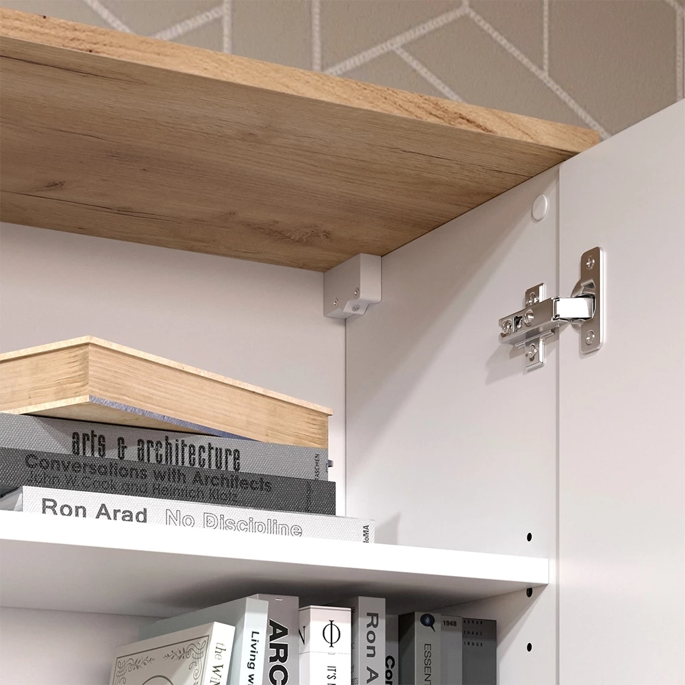 Nahaufnahme von Hängeschrank in Weiß/Sonoma, zeigt Textur/Details