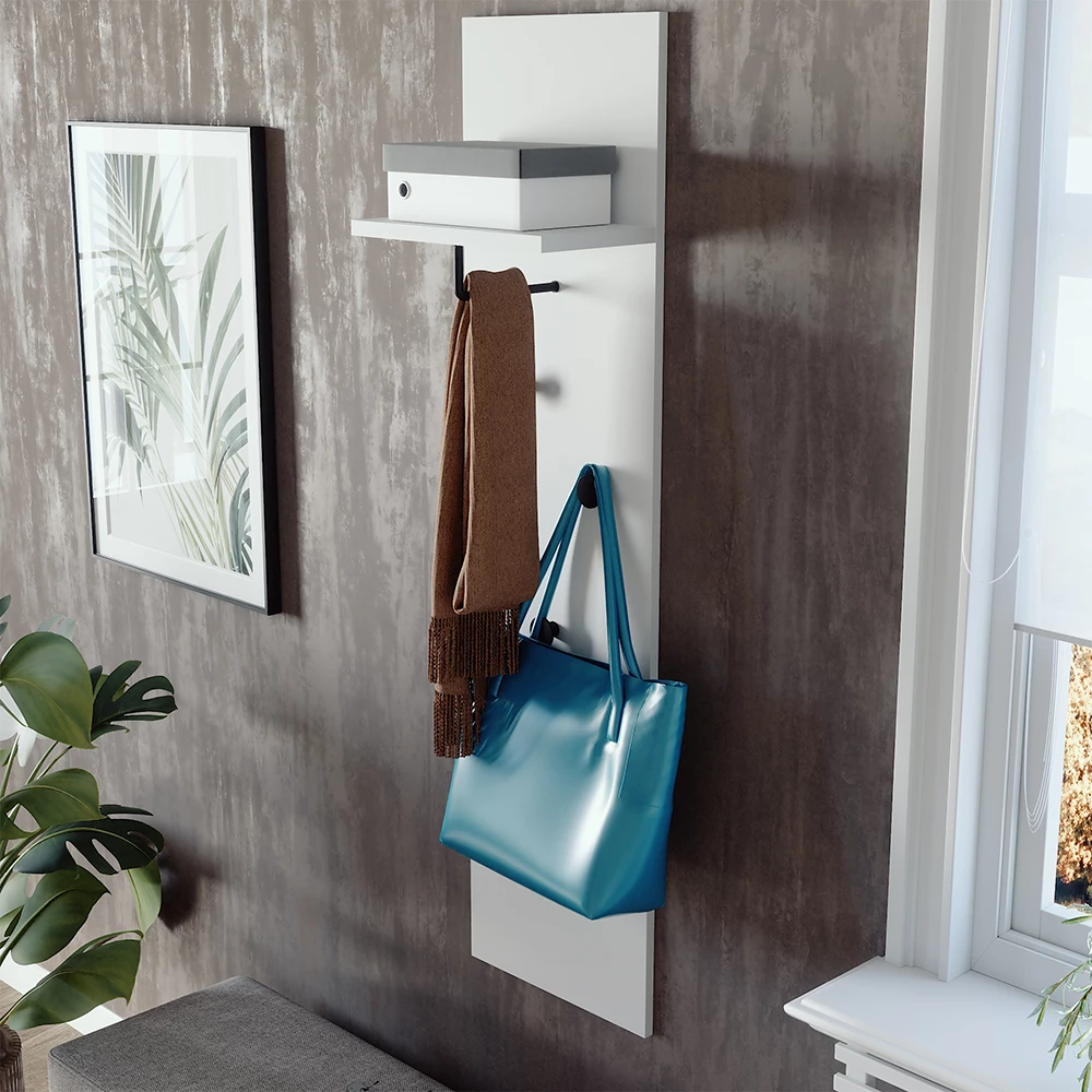 Wandgarderobe in Weiß, dargestellt im Ambiente mit Dekoration