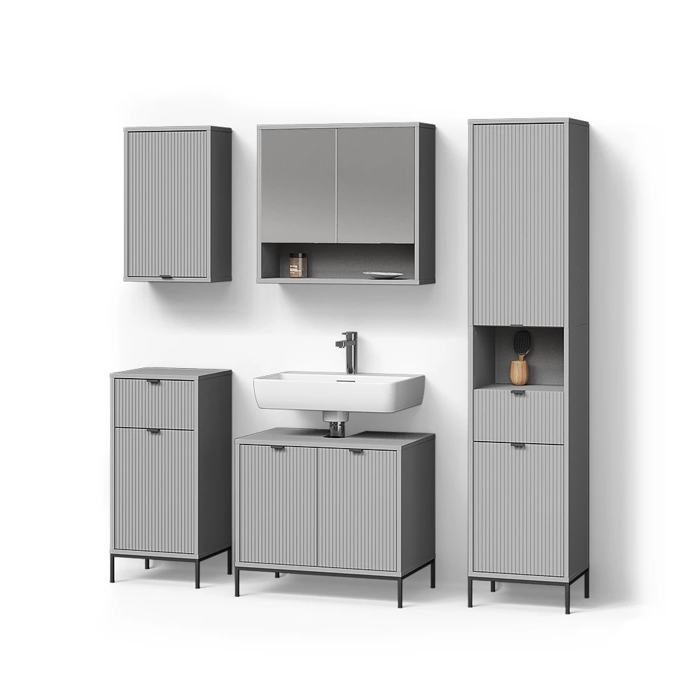 Badmöbel-Set in Grau auf weißem Hintergrund
