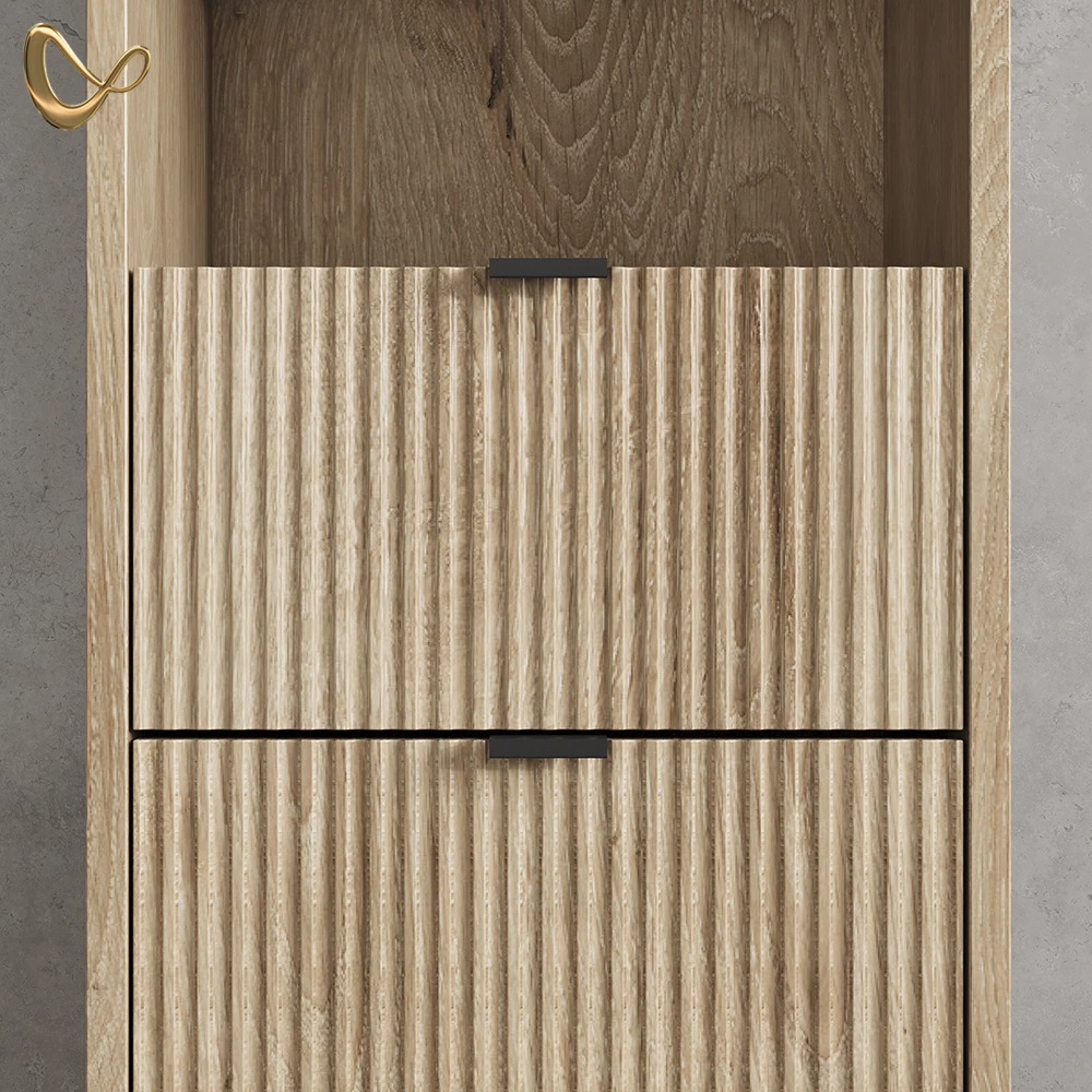 Nahaufnahme von Badmöbel-Set in Viking Oak, zeigt Design- und Oberflächendetails