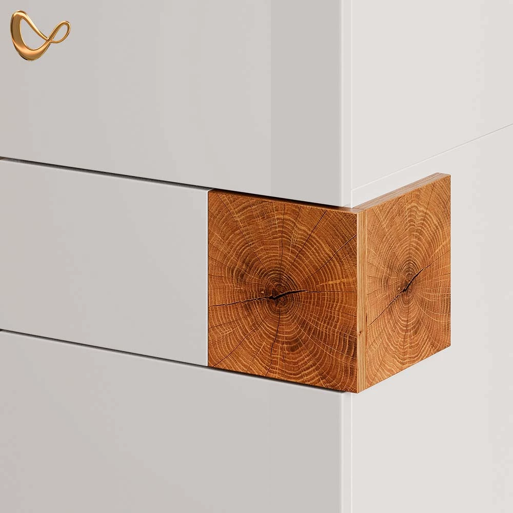 Nahaufnahme von Badmöbel-Set in Weiß, zeigt Design- und Oberflächendetails