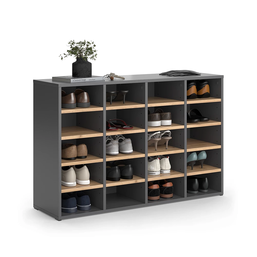 Schuhschrank in Goldkraft Eiche auf weißem Hintergrund mit dekorativen Elementen