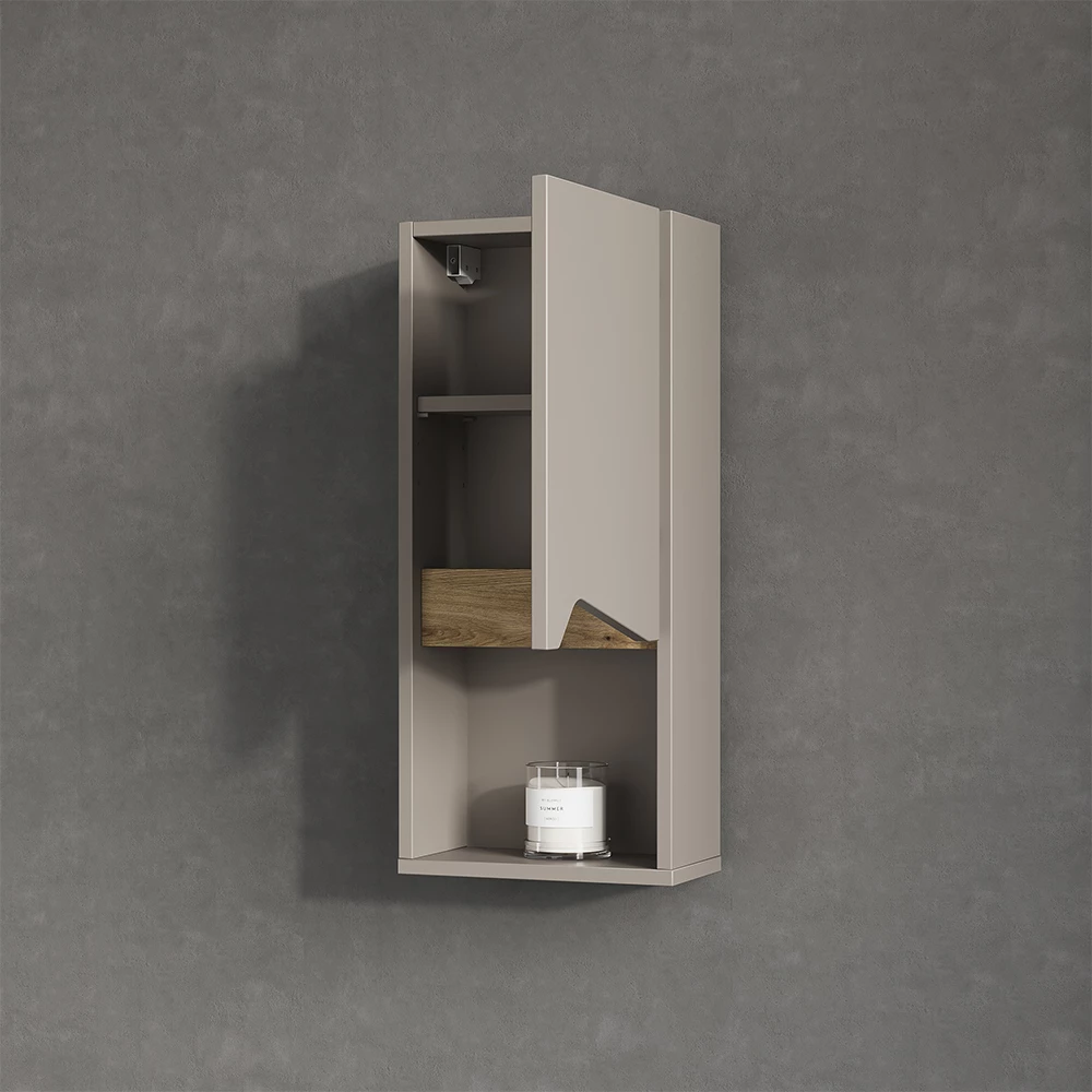 Badschrank in Greige auf weißem Hintergrund mit dekorativen Elementen