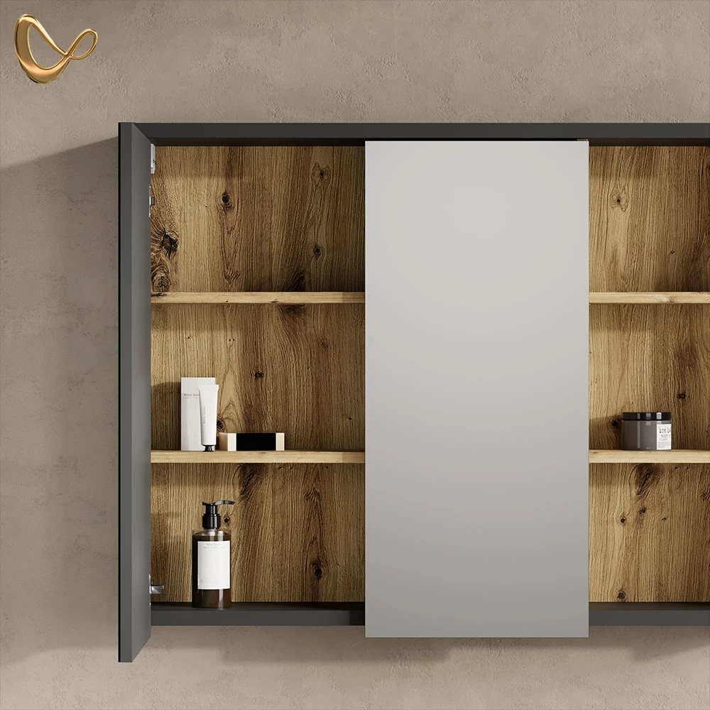 Nahaufnahme von Badspiegelschrank in Artisan-Eiche, zeigt Design- und Oberflächendetails