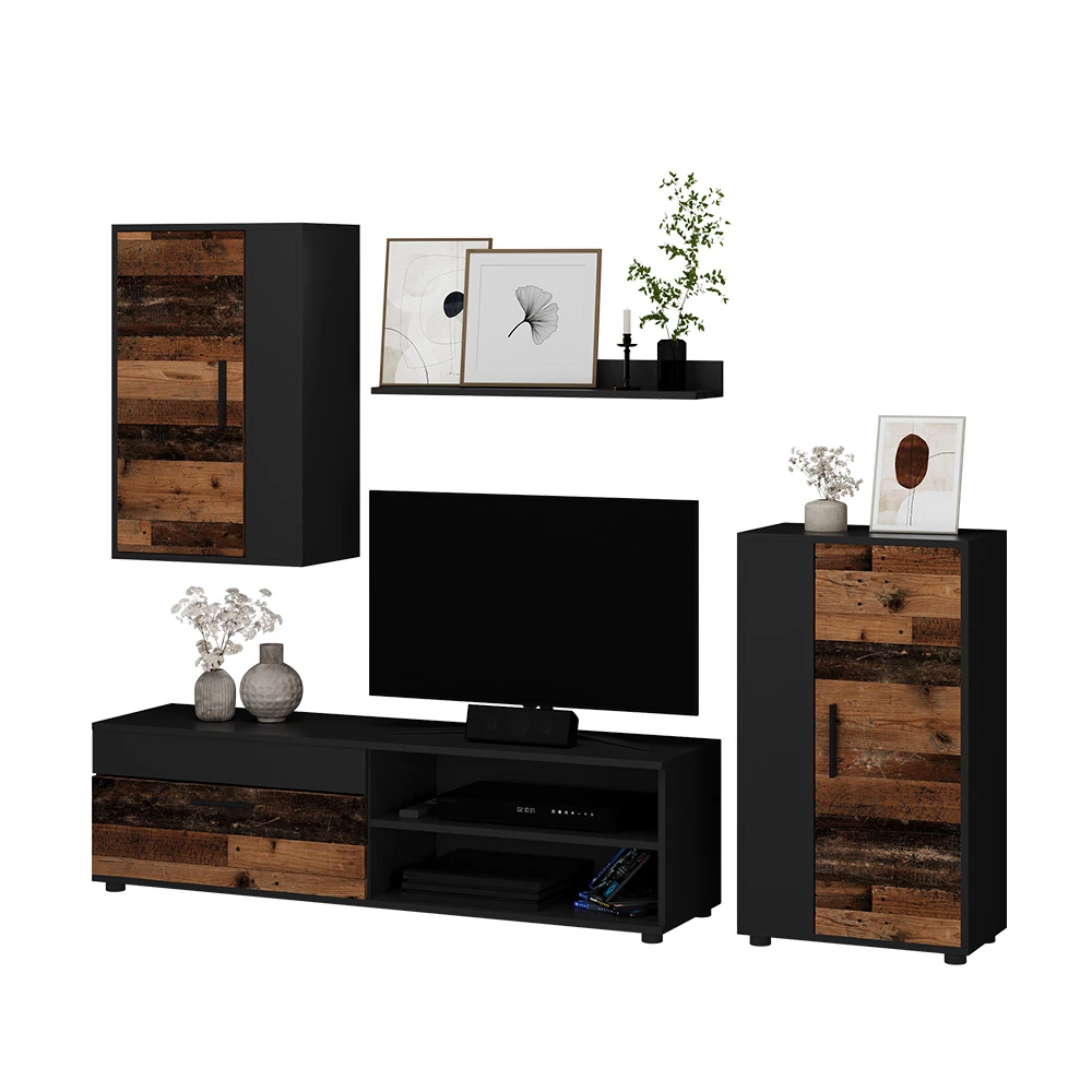 Wohnwand in Eiche rustikal auf weißem Hintergrund mit dekorativen Elementen