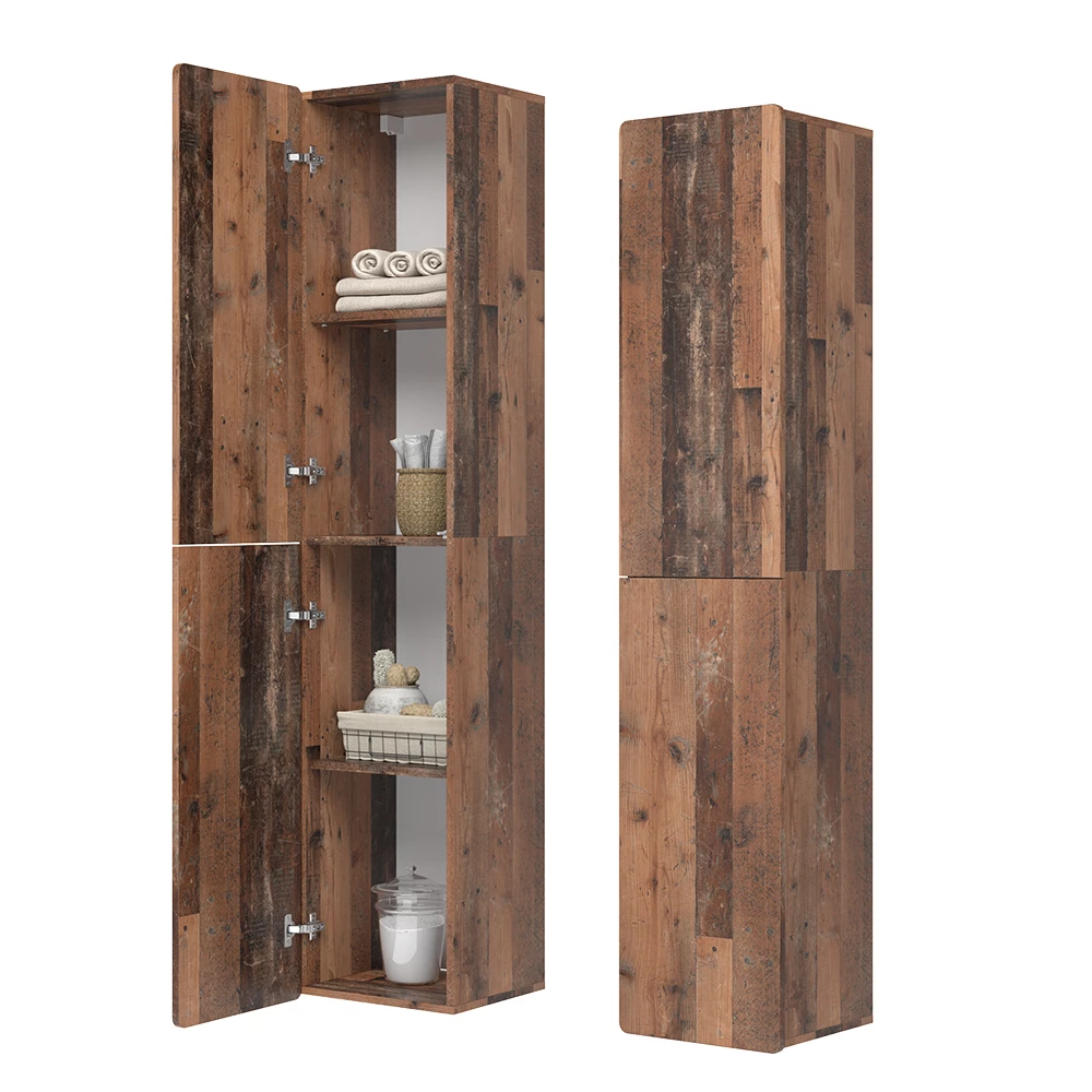 Hoge kasten in Oldstyle op een witte achtergrond met decoratieve elementen