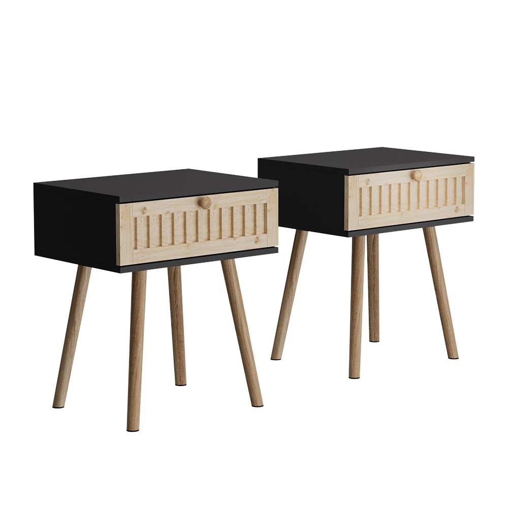 Table de nuit en anthracite/pin sur fond blanc