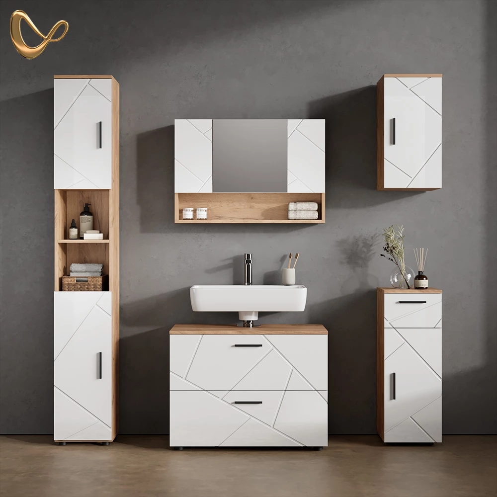 Badmöbel-Set in Weiß Hochglanz/Goldkraft Eiche, dargestellt im Ambiente und auf weißem Hintergrund
