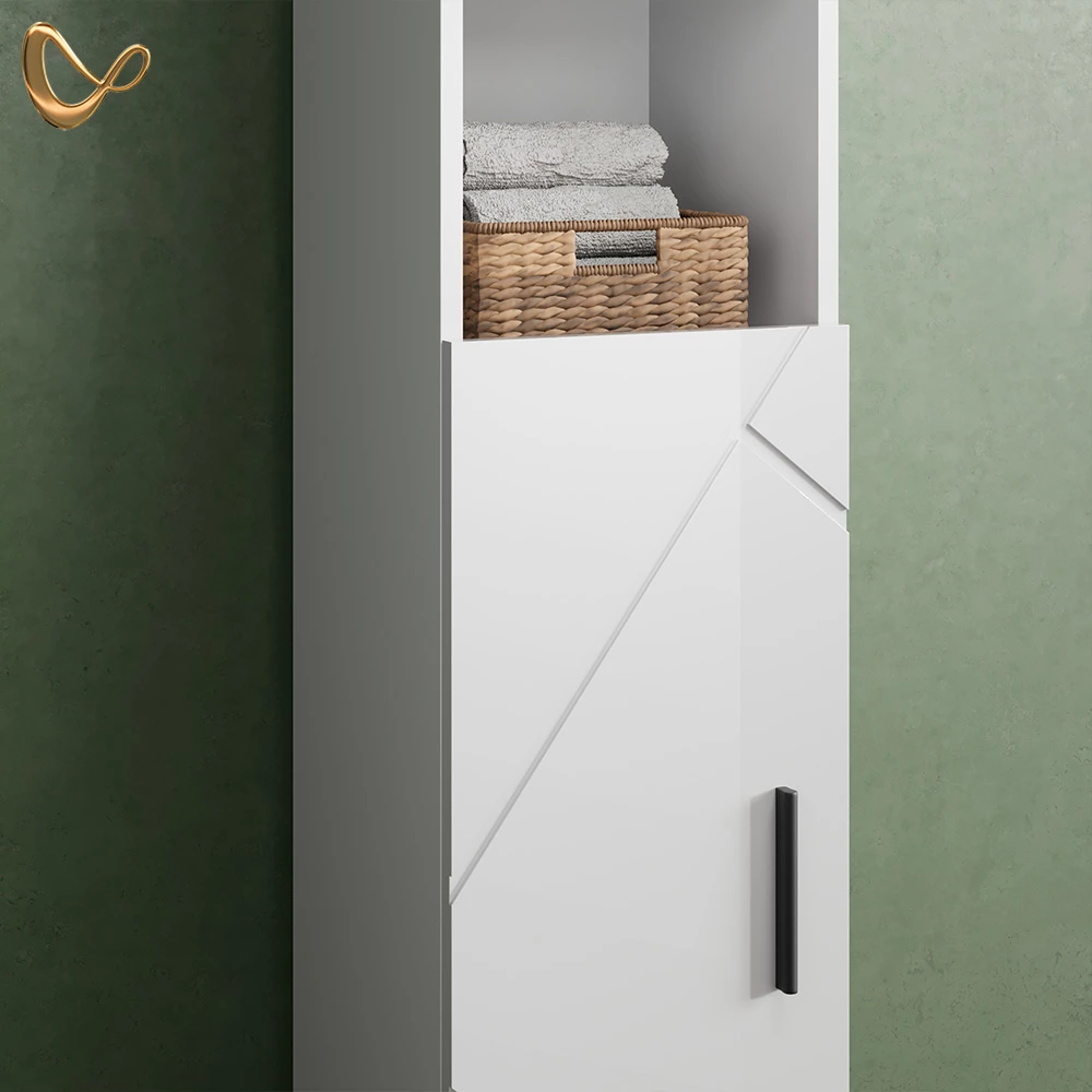 Nahaufnahme von Badmöbel-Set in Weiß Hochglanz, zeigt Design- und Oberflächendetails