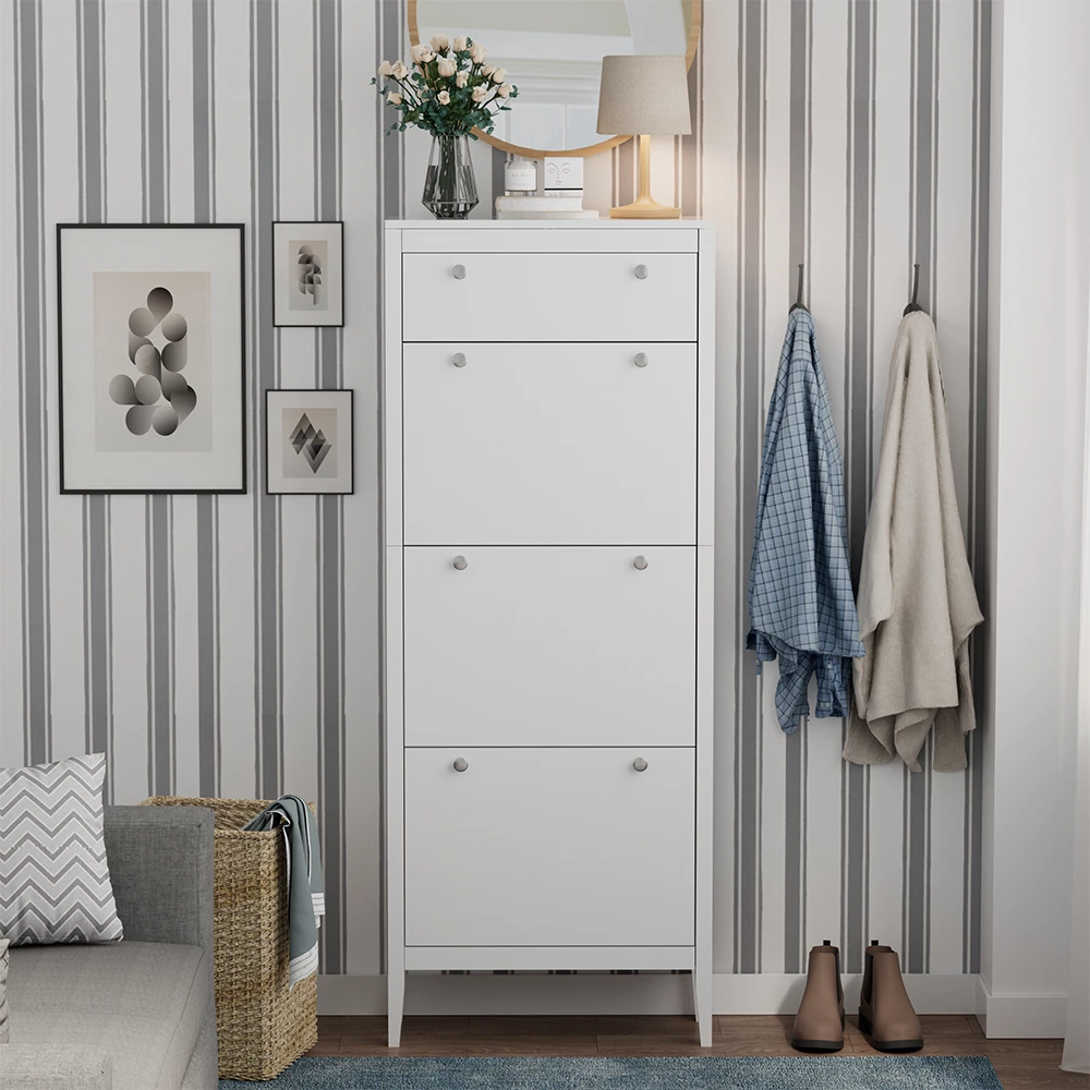 Schuhschrank in Weiß auf weißem Hintergrund