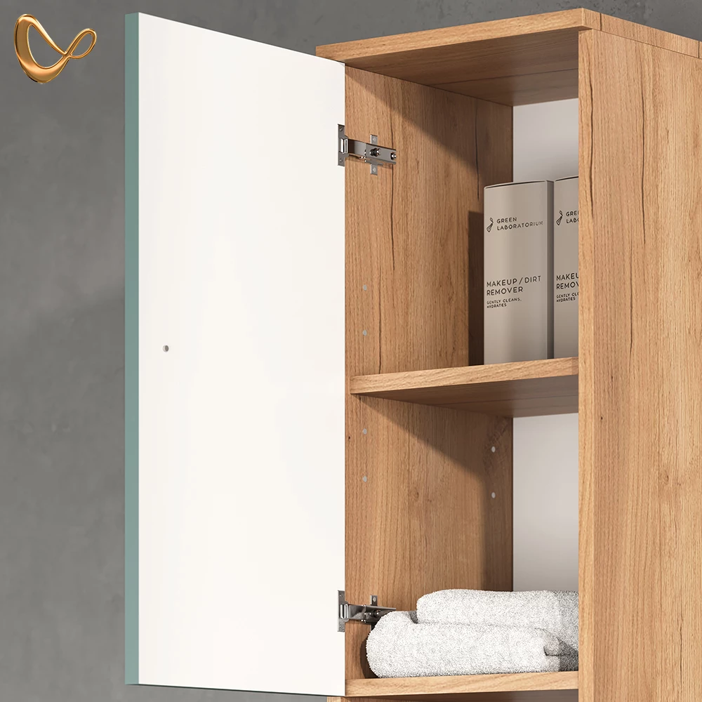Nahaufnahme von Badschrank in Goldkraft Eiche, zeigt Design- und Oberflächendetails