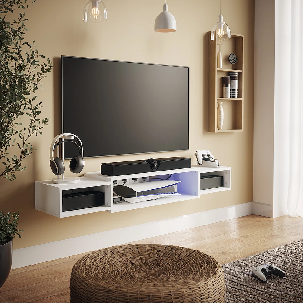 TV-Schrank in Weiß auf weißem Hintergrund