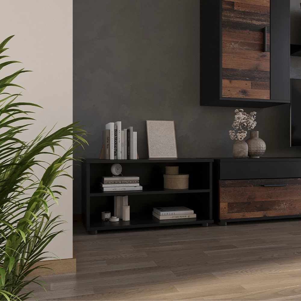 Wohnzimmerschrank in Schwarz auf weißem Hintergrund