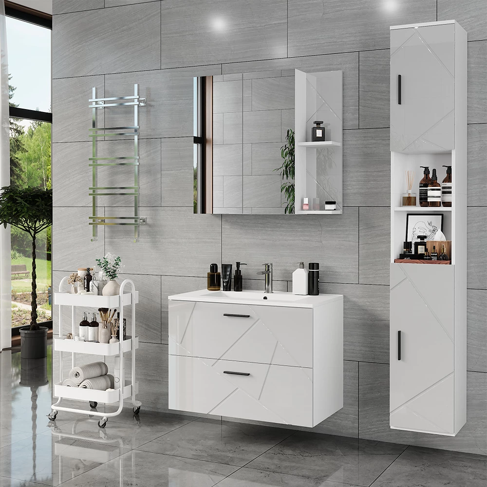Mobile alto in Bianco/bianco lucido, mostrato in un ambiente ambientale con decorazioni