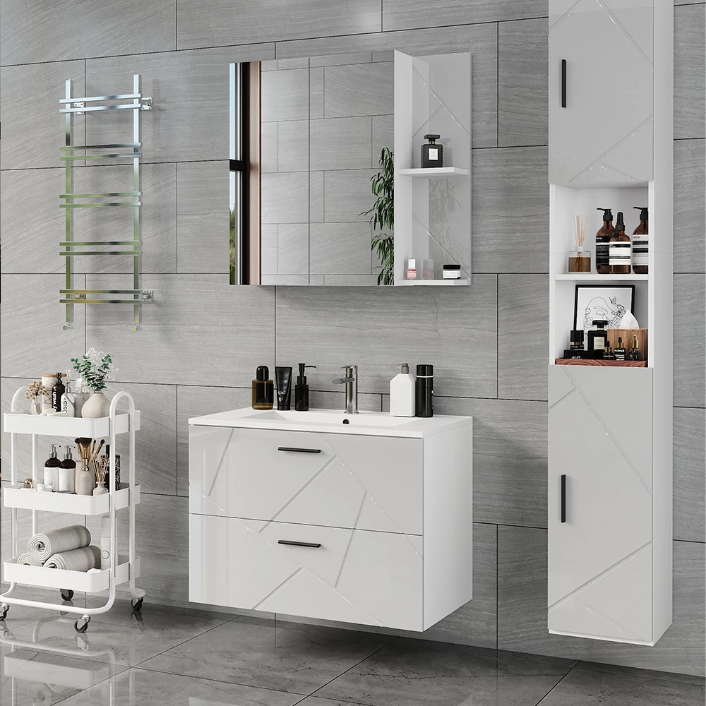 Badkamermeubelset in Wit/wit hoogglans, getoond in een sfeervolle omgeving met decoratie