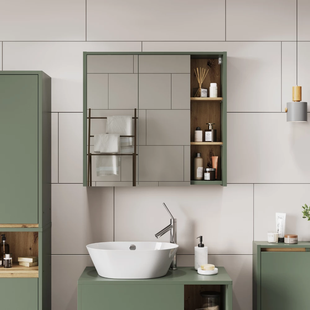 Badspiegelschrank in Grün/Artisan, dargestellt im Ambiente mit Dekoration