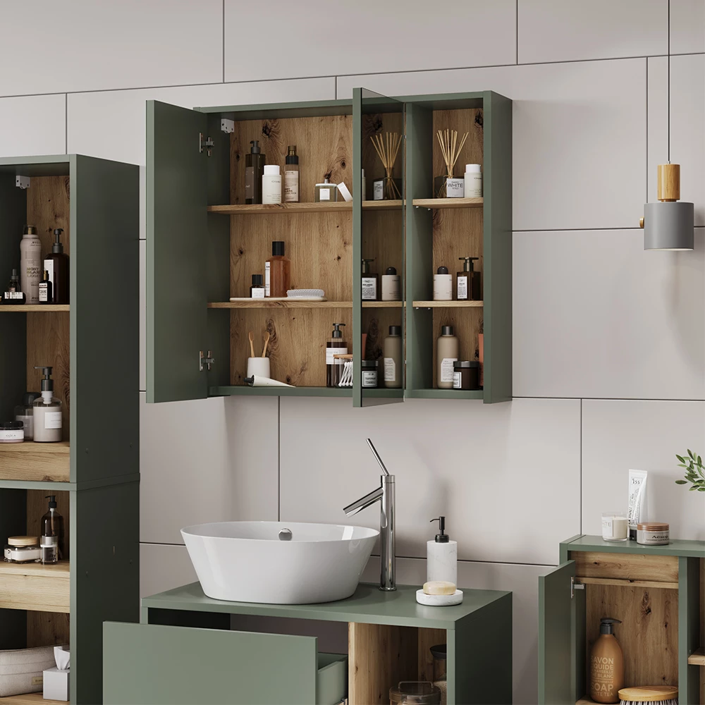 Nahaufnahme von Badspiegelschrank in Grün/Artisan, zeigt Design- und Oberflächendetails