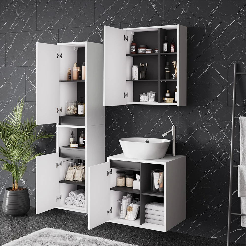 Nahaufnahme von Badmöbel-Set in Weiß/Grau, zeigt Design- und Oberflächendetails