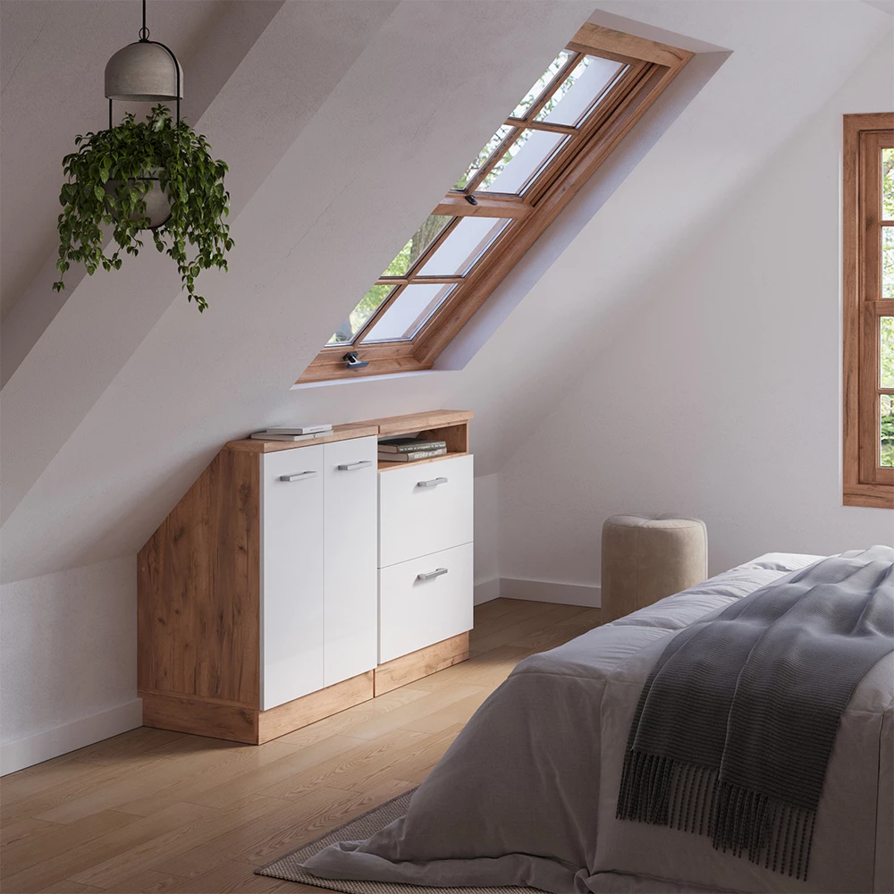 Dachschrägenschrank in Casa di campagna bianca/quercia dorata su sfondo bianco