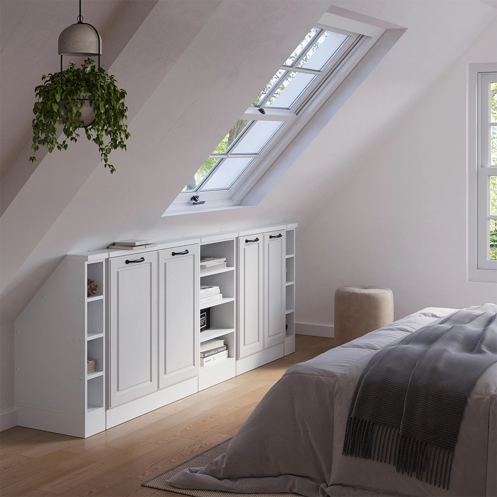 Skříň pod šikmou střechu v barvě Bílý venkovský dům/bílá na bílém pozadí