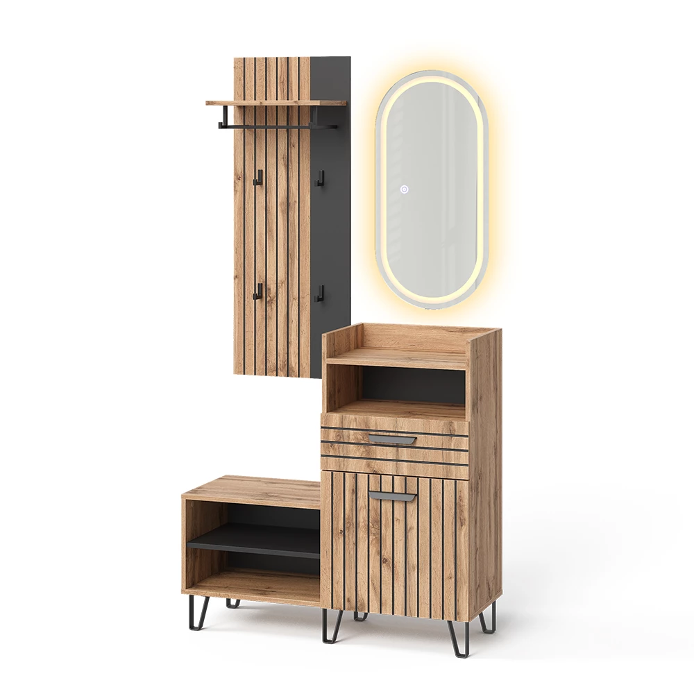 Garderobe in Eiken Wotan op een witte achtergrond