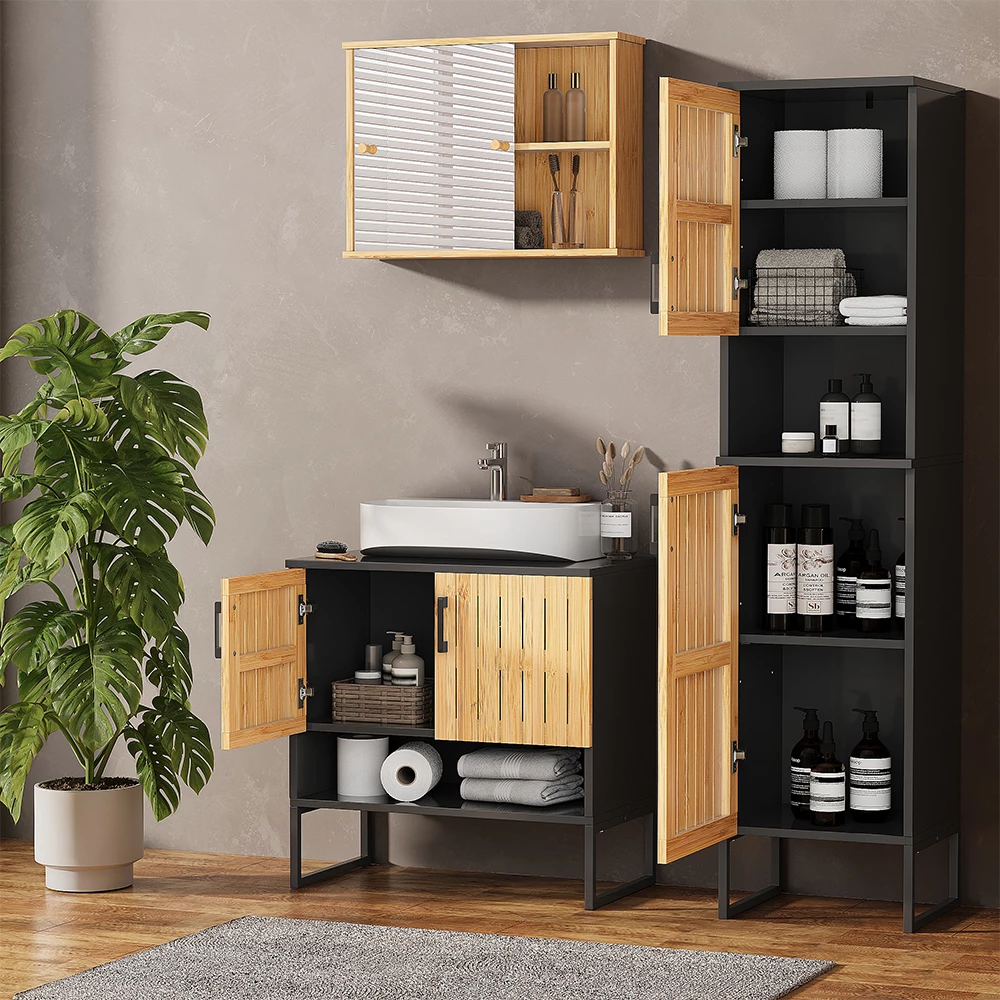 Nahaufnahme von Badmöbel-Set in Bambus, zeigt Design- und Oberflächendetails