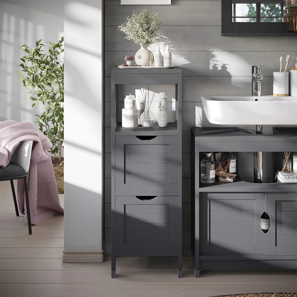 Halfhoge kast in Grijs, getoond in een sfeervolle omgeving met decoratie