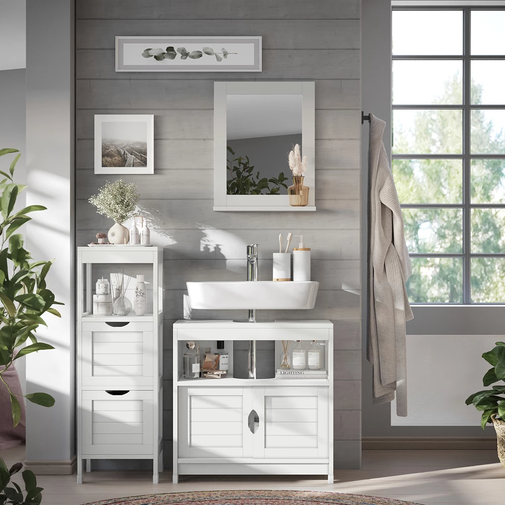 Set di mobili da bagno in Bianco, mostrato in un ambiente ambientale con decorazioni