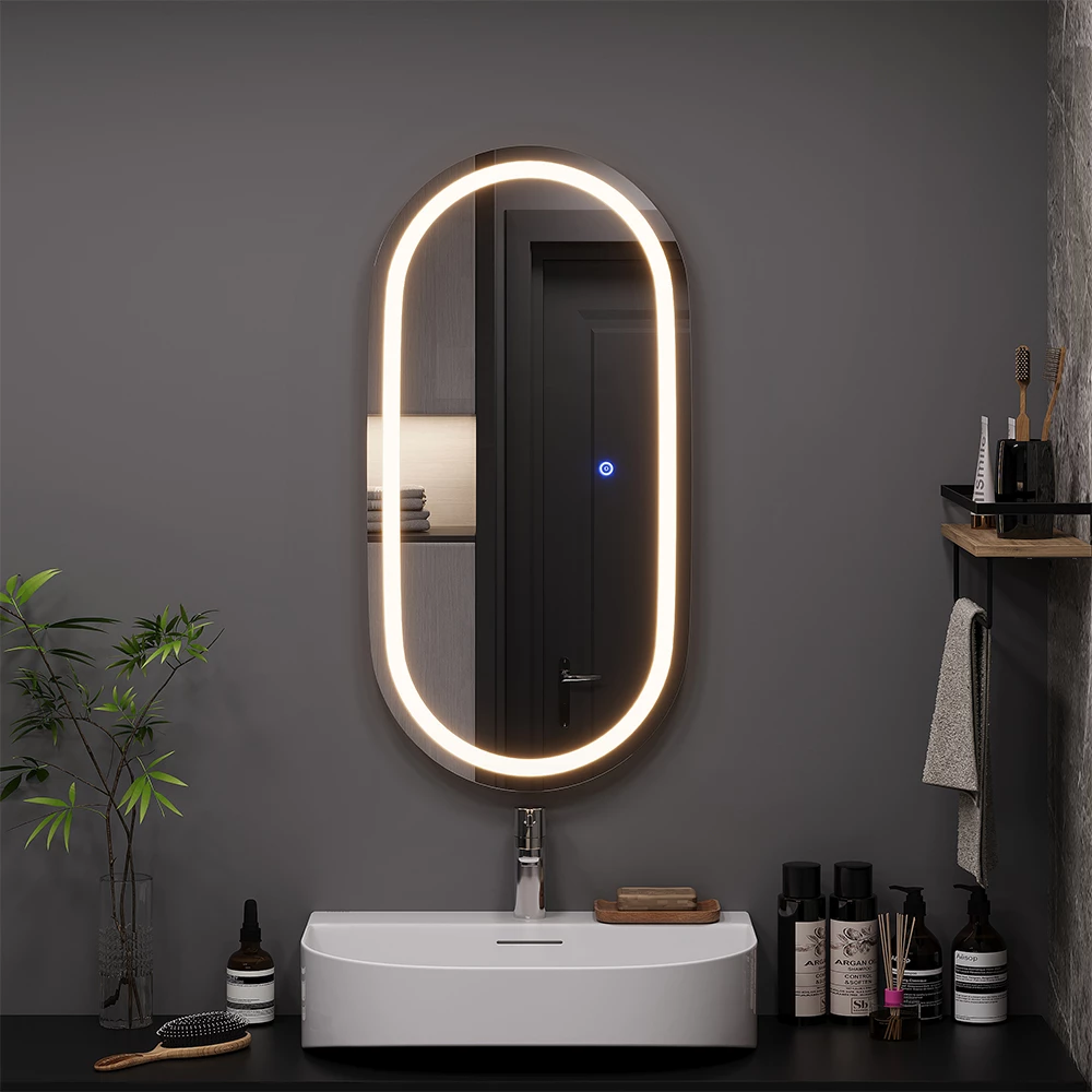 Badezimmerspiegel in Glas, dargestellt im Ambiente mit Dekoration