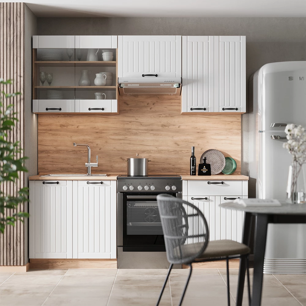 Chicinetă in Casă de țară albă on white background