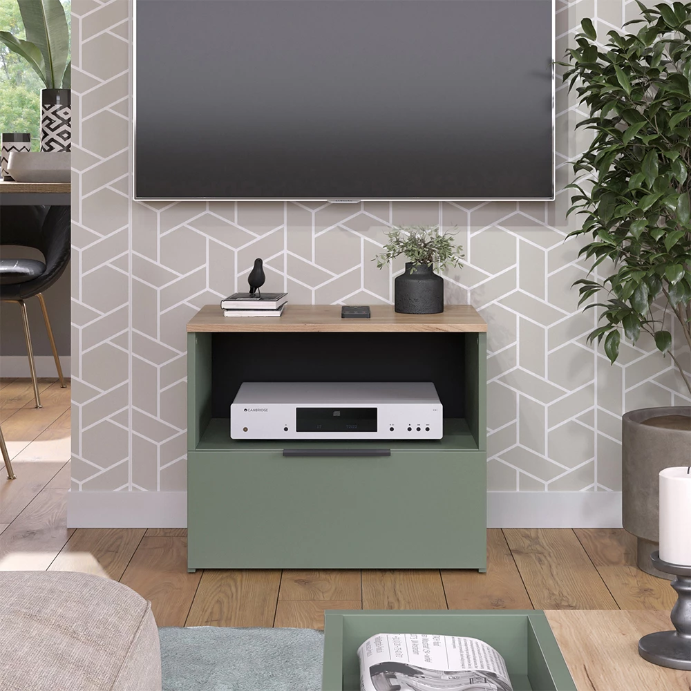 Lowboard in Grün auf weißem Hintergrund