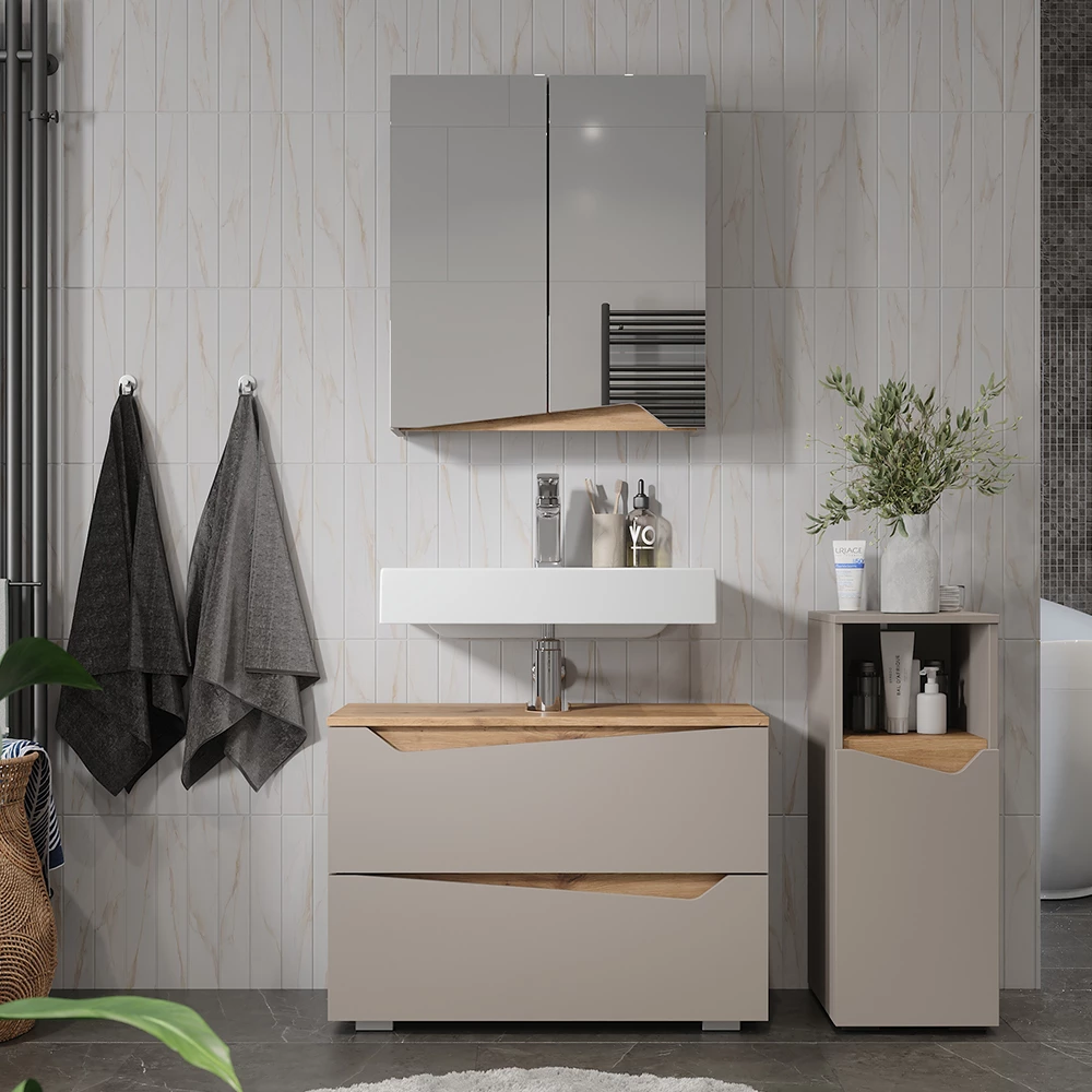 Badmöbel-Set in Greige, dargestellt im Ambiente mit Dekoration