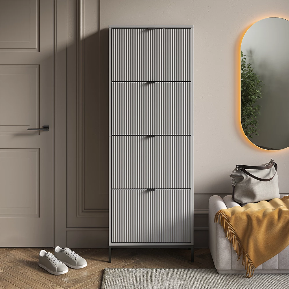 Skotipper i farven Grå, vist i et miljø med dekoration