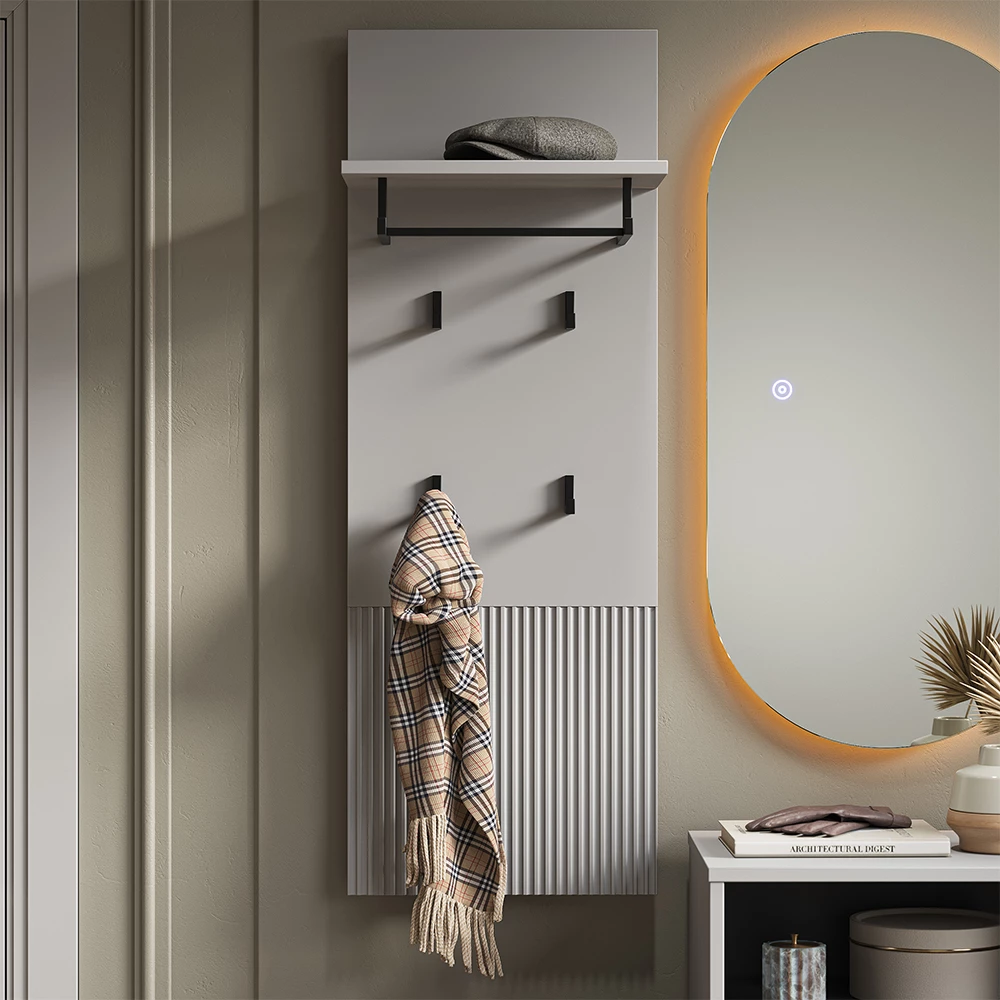 Wandgarderobe in Grau auf weißem Hintergrund