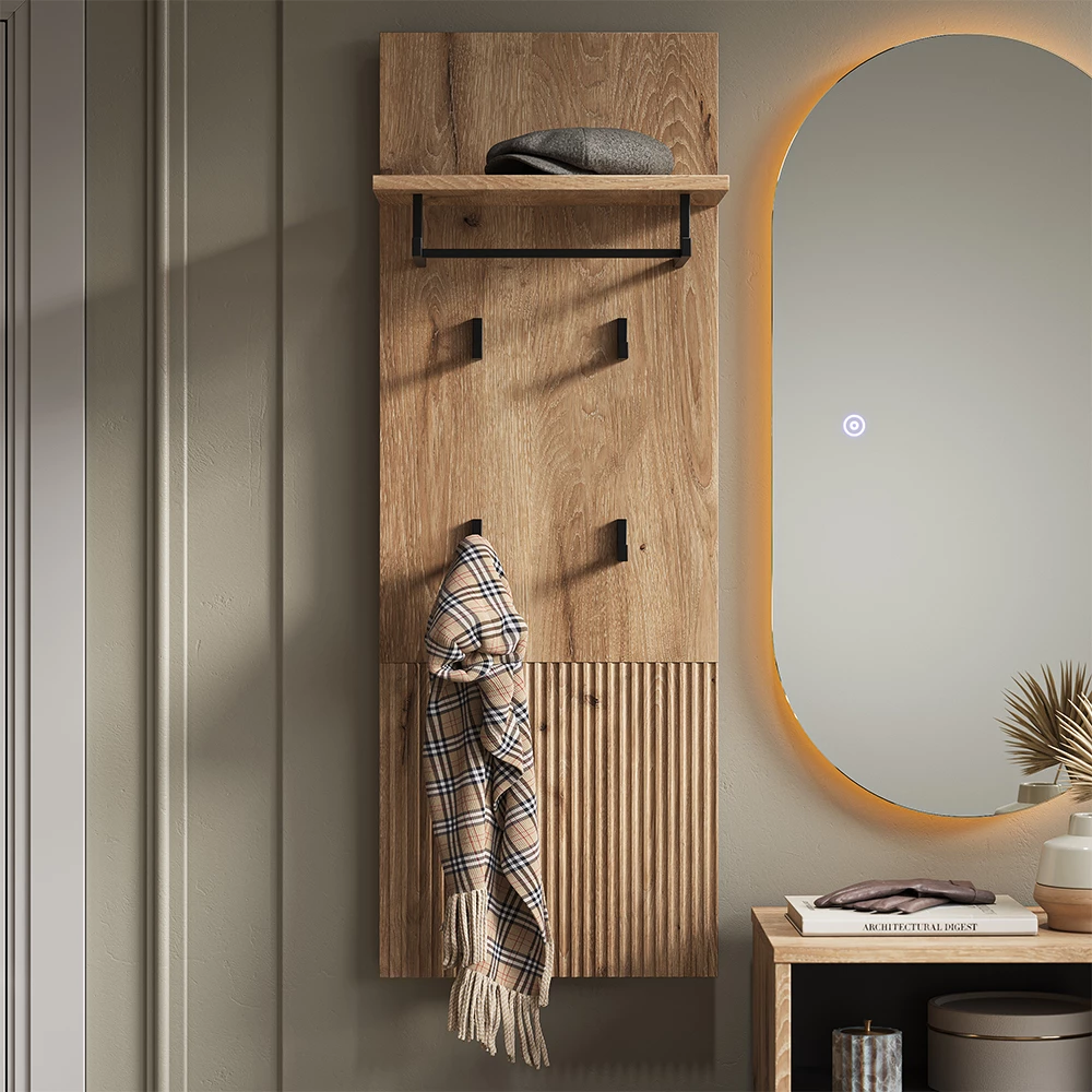 Wandgarderobe in Viking Oak auf weißem Hintergrund