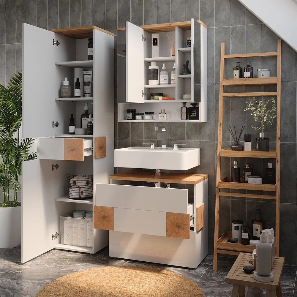 Nahaufnahme von Badmöbel-Set in Weiß, zeigt Design- und Oberflächendetails