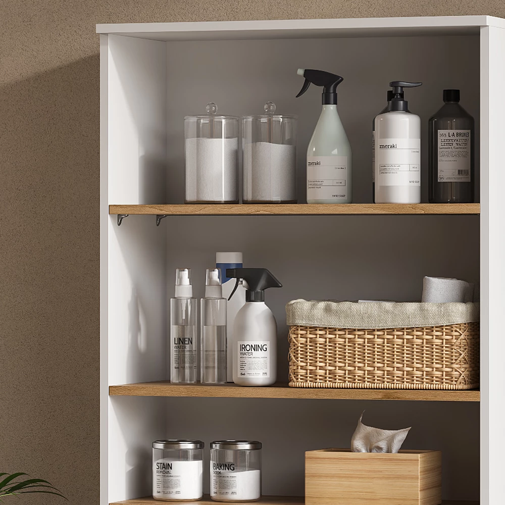 Nahaufnahme von Badschrank in Weiß/Artisan, zeigt Textur/Details