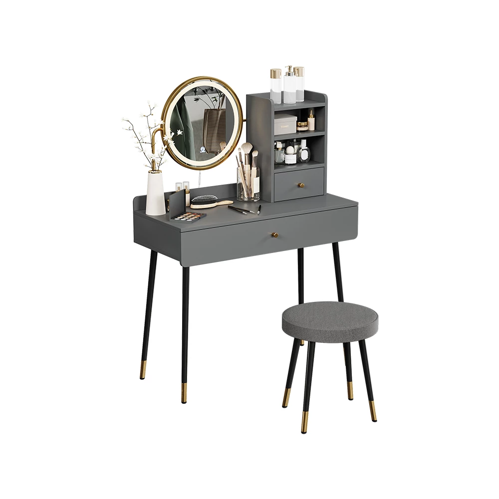 Schminktisch in Grau auf weißem Hintergrund mit dekorativen Elementen