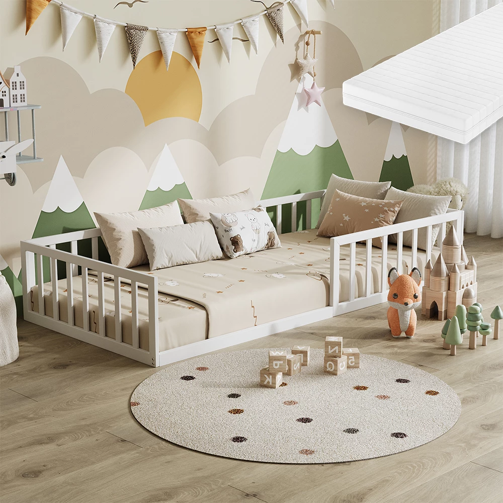 Bodenbett aus Metall in Weiß, dargestellt im Ambiente mit Dekoration