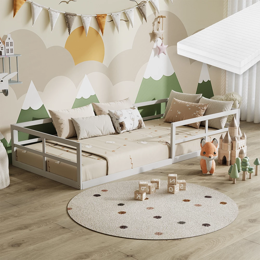 Letto per bambini in Bianco, mostrato in un ambiente ambientale con decorazioni