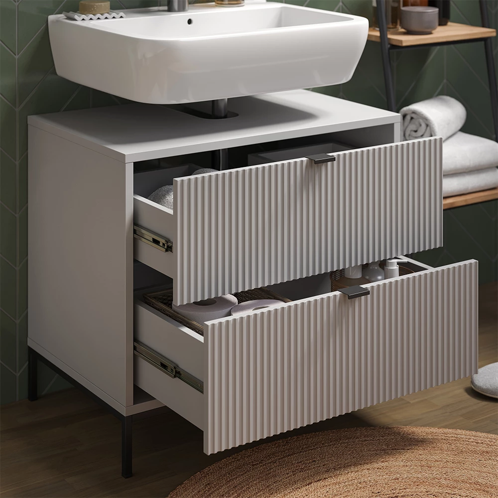 Primo piano di Mobile sottolavabo per bagno in Grigio, mostrando texture/dettagli