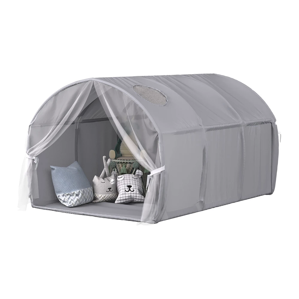 Tunnelzelt in Grau auf weißem Hintergrund mit dekorativen Elementen