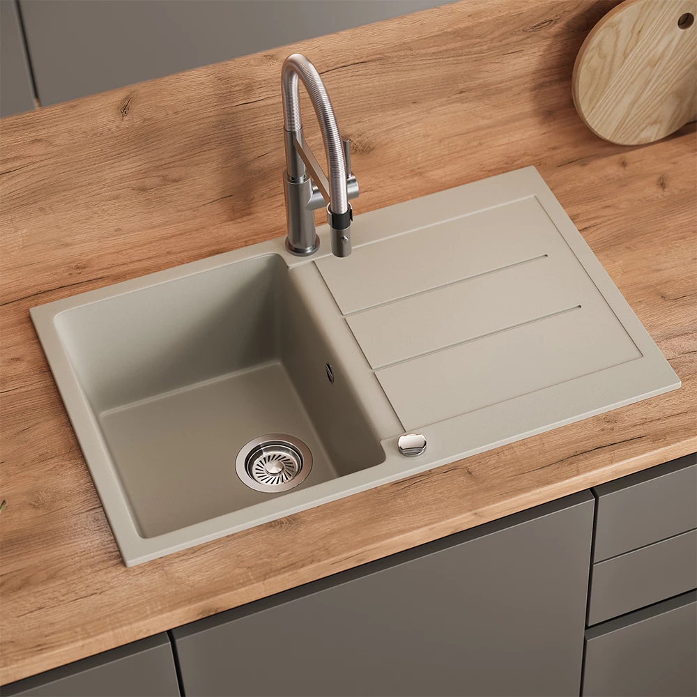 Spoelbak in Beige shown in ambient setting with decoration